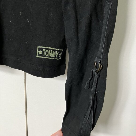 Vintage Tommy Hilfiger Shirt Womens M Ribbed Buckle Sleeve Cropped Top Y2K - Picture 7 of 8